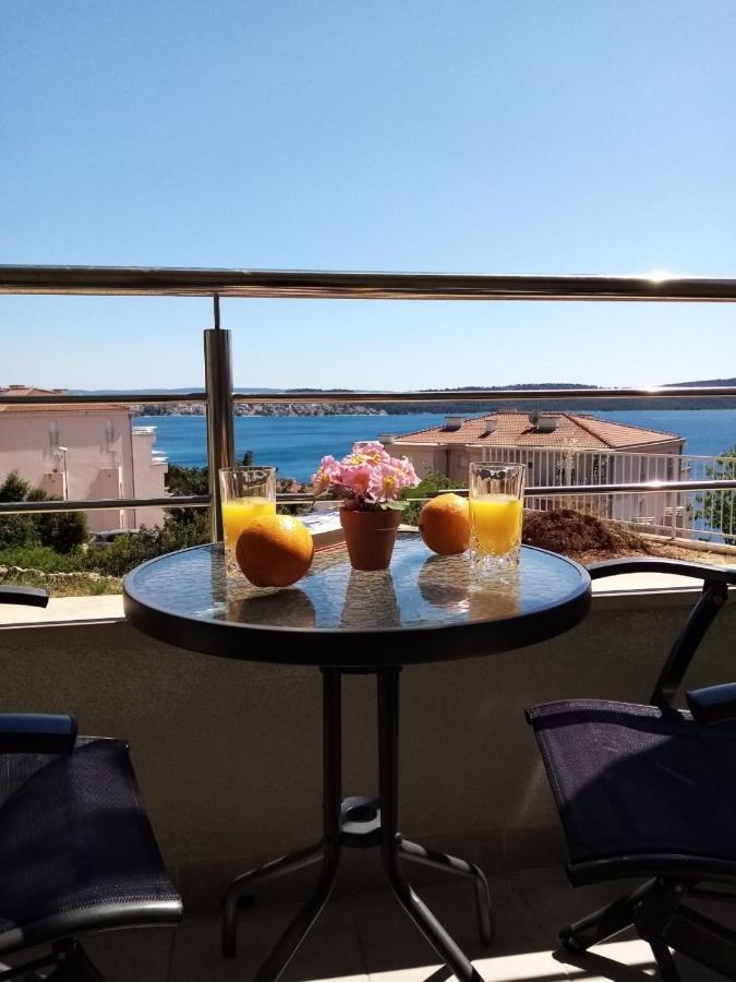 Apartman Mikola With Sea View Трогір Екстер'єр фото