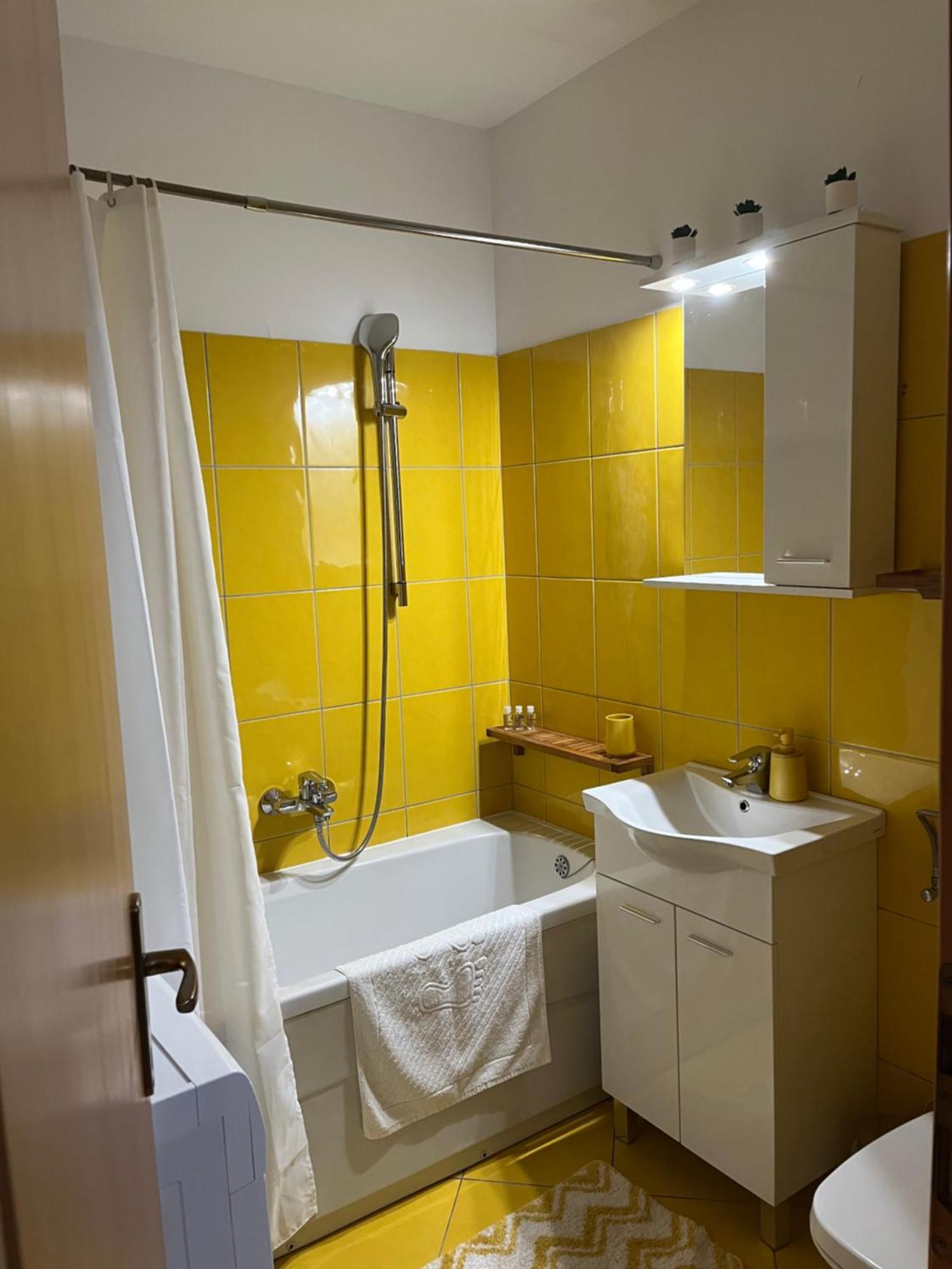 Apartman Mikola With Sea View Трогір Екстер'єр фото
